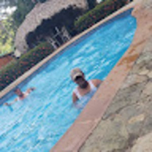 Meet your Posher, Andy miguel